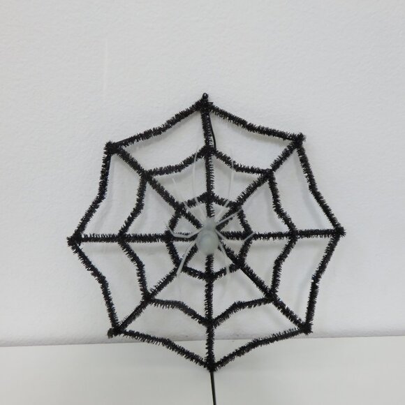 6 Black Spider Webs & Hanging Glow Spiders, Halloween Decoration  - Picture 1 of 4
